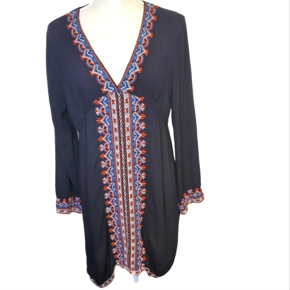 EARTHBOUND TC | Women's black with  folksy embroidery detail dress. Size medium.